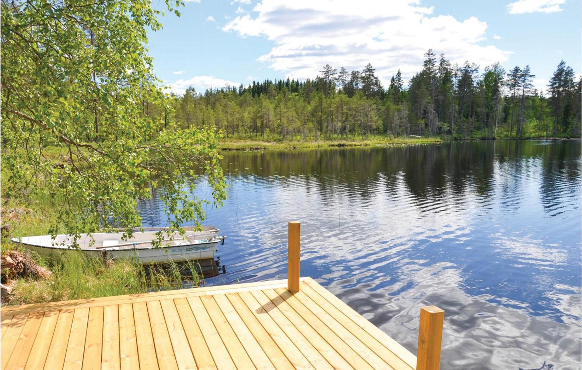 Alvsatern Nice Home In Sunne With Jacuzzi מראה חיצוני תמונה